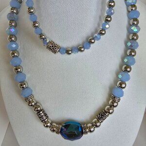 Handmade glass beaded necklace and bracelet